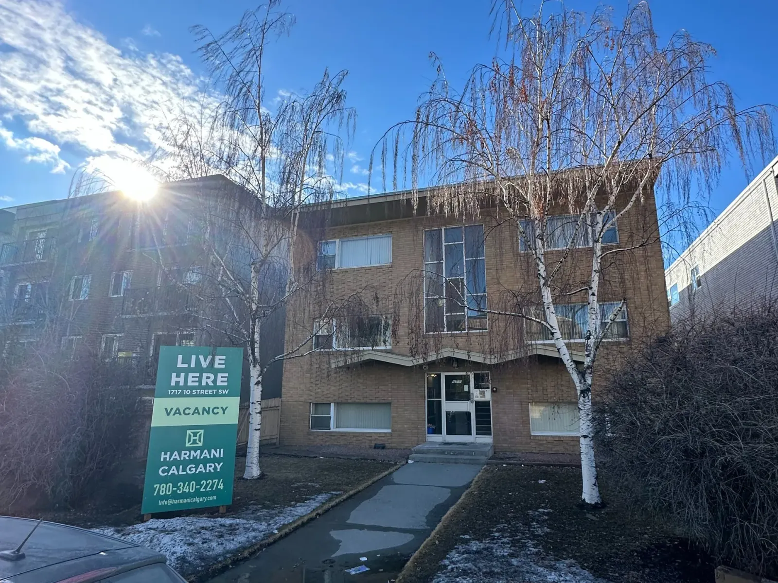 Neta Manor